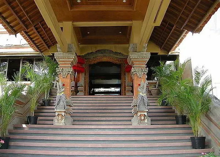 Sari Segara & 3*